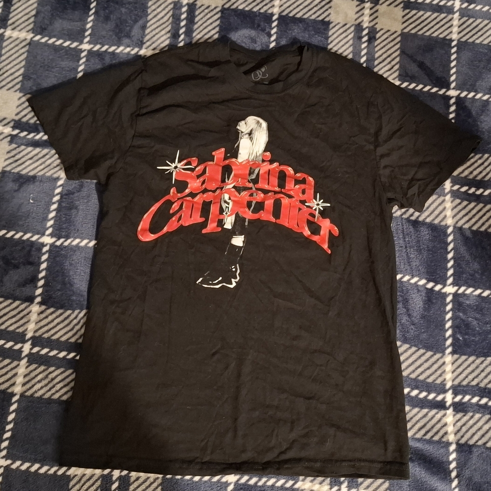 Sabrina Carpenter Black Graphic Tshirt